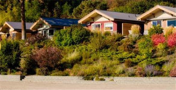 Casa Loma Lakeshore Resort West Kelowna Exterior photo